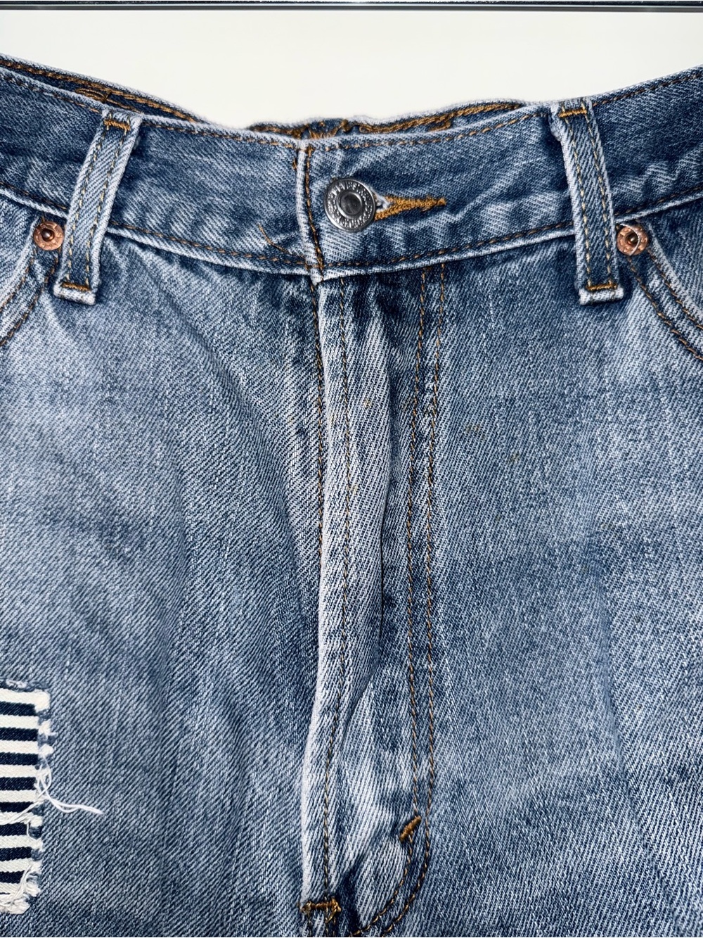 Levi’s Patchwork Denim Cutoff High Waisted Shorts - Picture 5 of 9